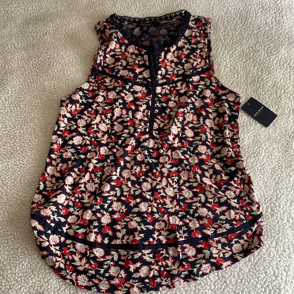 Lucky Brand top floral